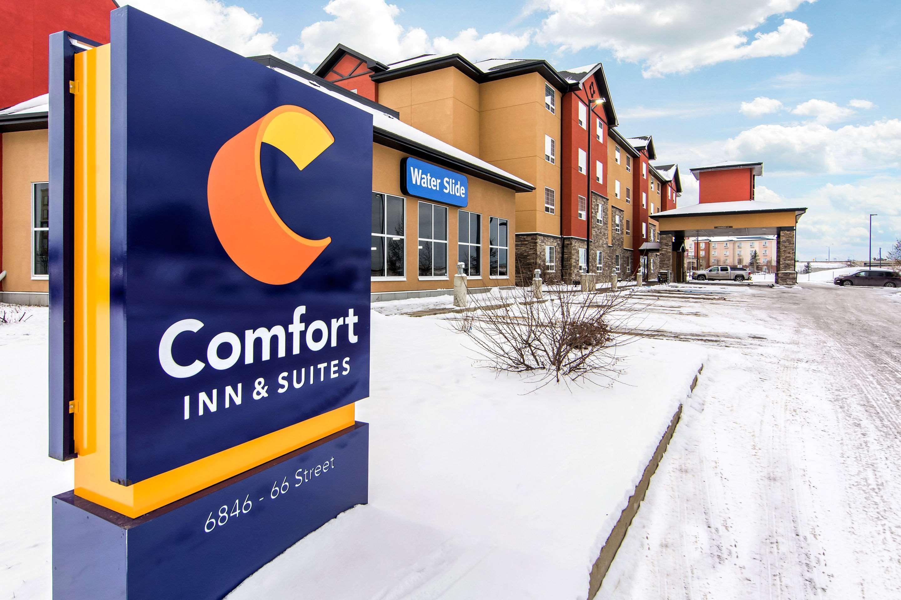 Comfort Inn & Suites Red Deer Exterior photo